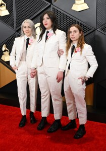 Grammys 2024 Red Carpet Photos